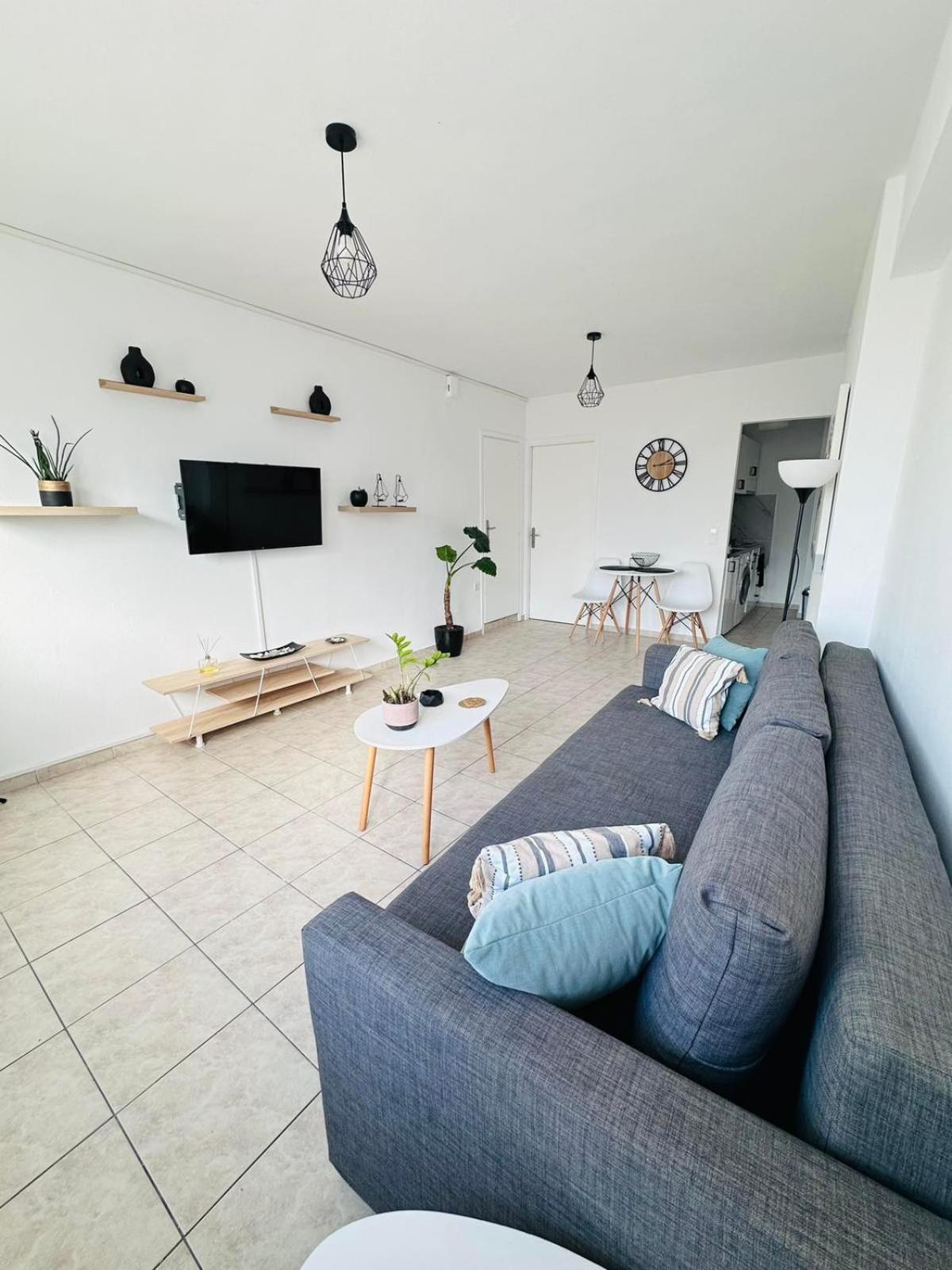 Central Apartment Next To The Beachfront Heraklion  Екстер'єр фото